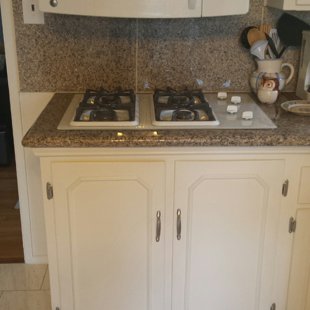 counter before demo transition to regular stove