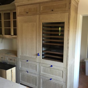 Beautiful subzero columns with panels on