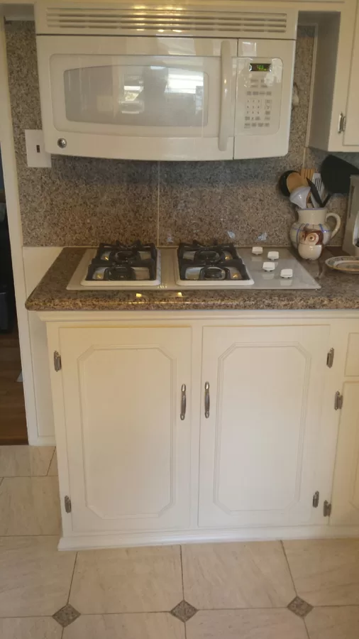 counter before demo transition to regular stove