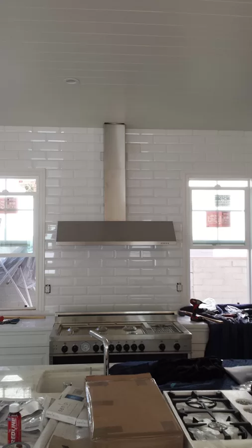 48inch combo stove and hood BERTAZZONI during installation