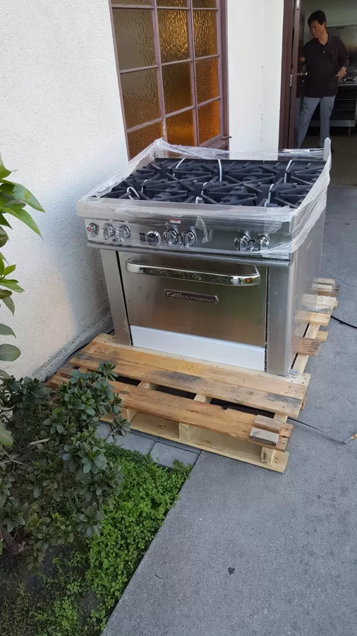 unpacking 36inch southbend  commercial stove